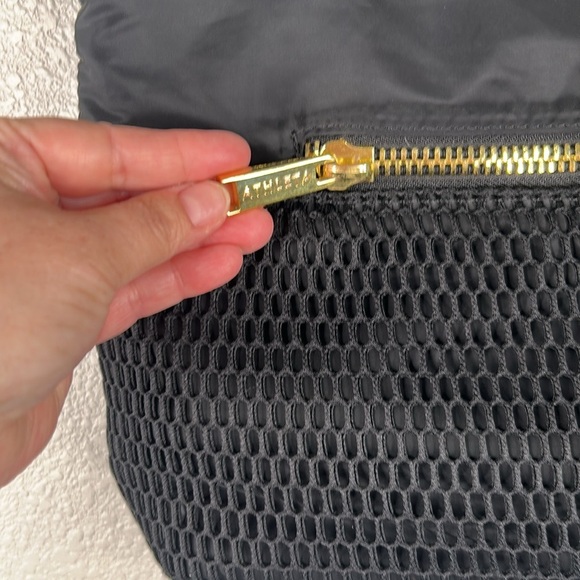 Athleta Black Mesh Quilted Casual Tote Bag - Picture 2 of 10